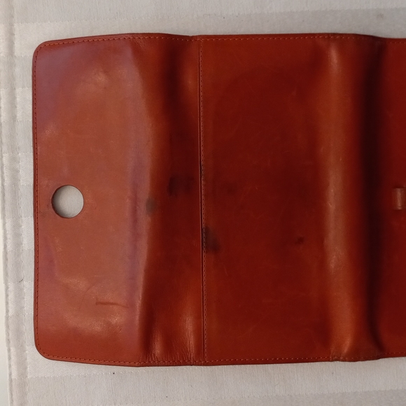 Tumi Soft Leather Women's Wallet (Clutch) - Picture 8 of 13